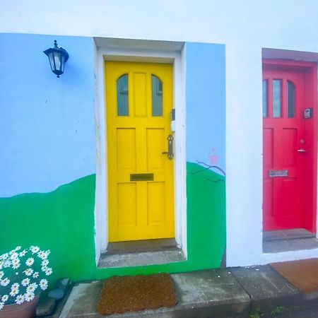 Enjoy Reykjavik Yellow Door Apartment Экстерьер фото